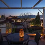 Delight Deluxe Hotel