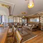 Exceptional Apartment With Sea View Near Mermerli Beach In Muratpasa, Antalya