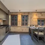 Modern And Fully Furnished Flat In Antalya