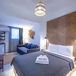 The Easy Rooms Verandah