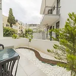 Charming And Central Flat Near Beach In Muratpasa