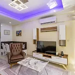 Chic Villa W Patio 5 Min To Beach In Antalya