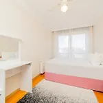 Central Flat W Balcony 10 Min To Hadrian Gates