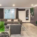 Denize 200M Sehir Merkezi Bahce Dubleks