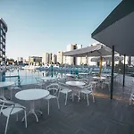 Royal Towers Hotel Lara