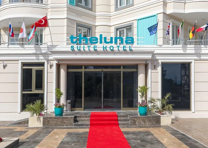 Theluna Suite Hotel