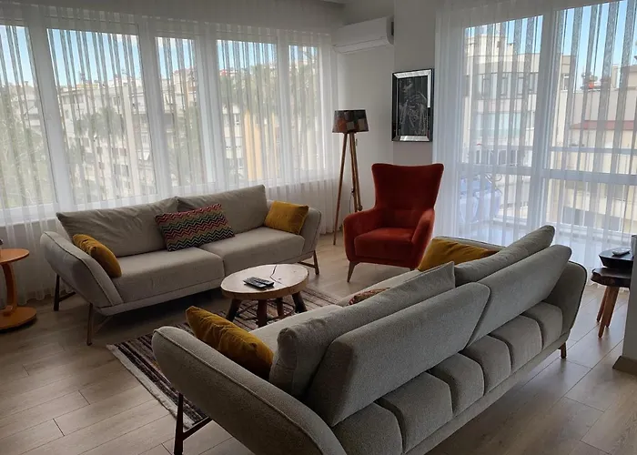 Cosy Flat In Old Town Antalya