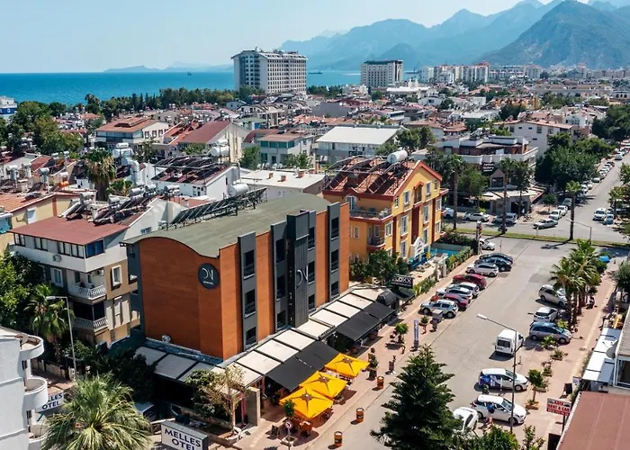 Der Inn Hotel