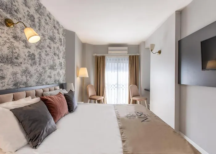 Niss Lara Hotel