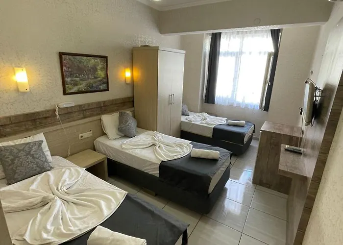 Denizhan Hotel