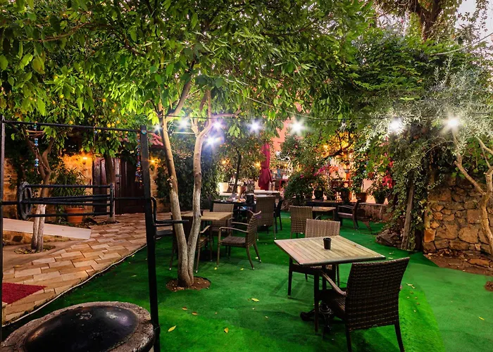 Zemira Garden Hotel