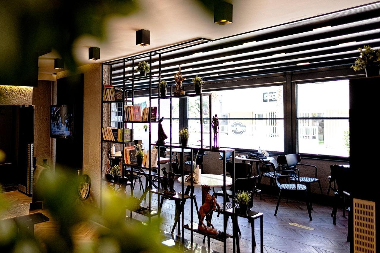 Hotel Mielo Lara 4*