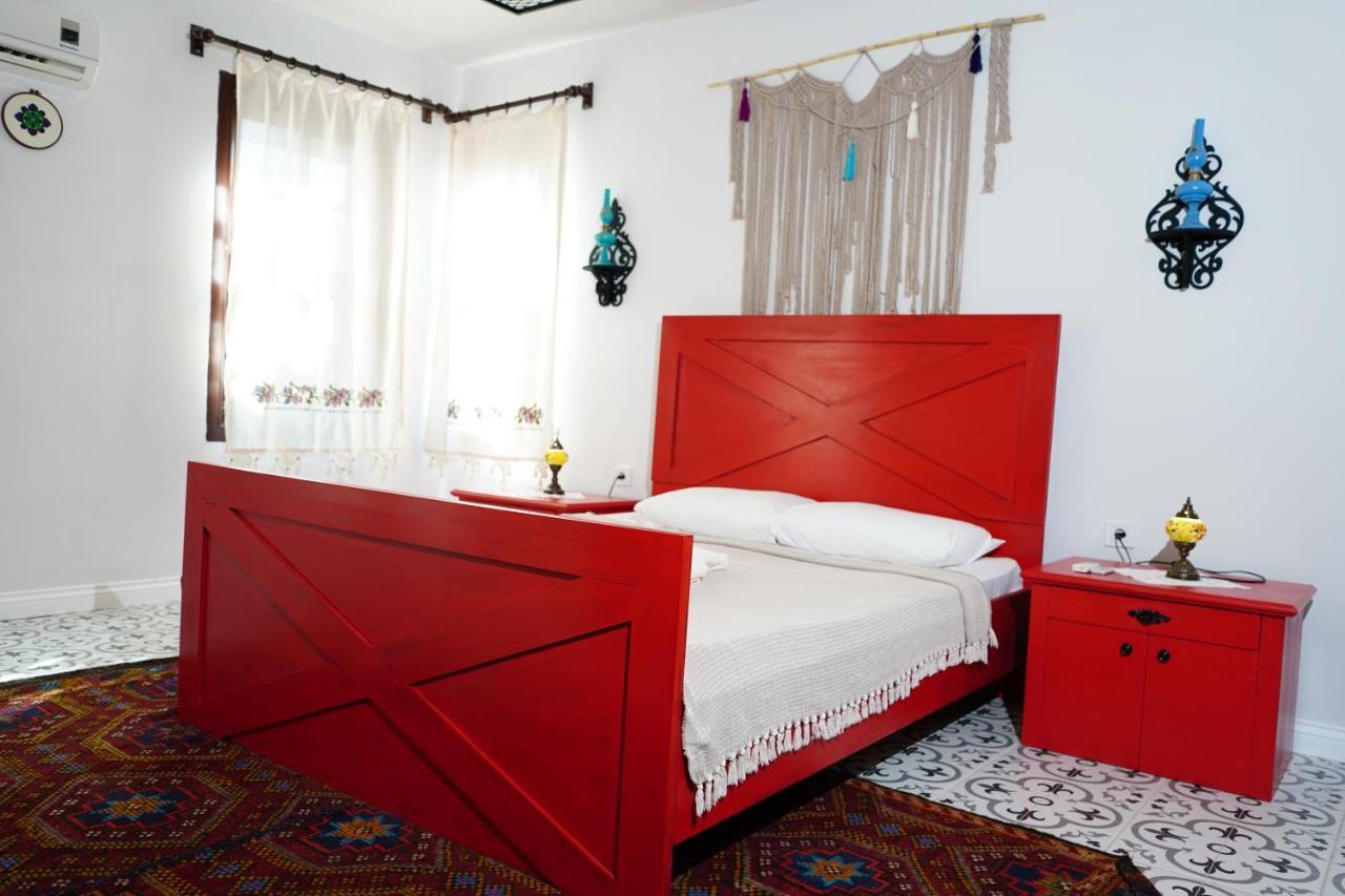Mehmet Arıf Bey Boutique