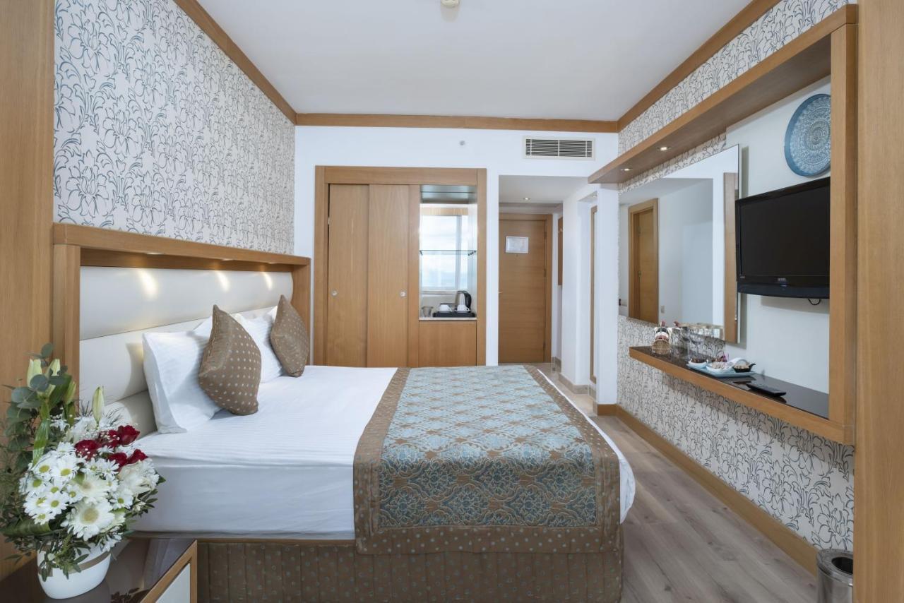 Oz & Adult Only 16 Hotel Antalya