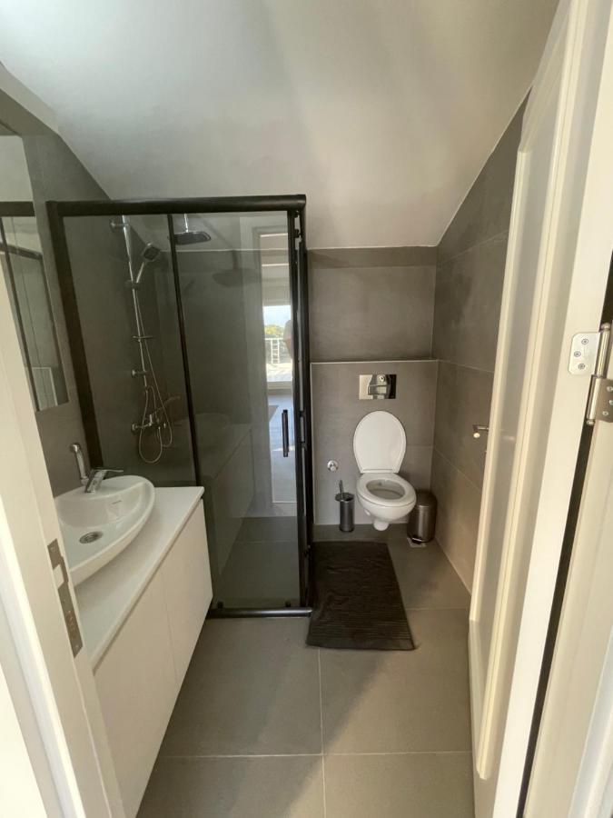 Brand New Building In Kundu, In The Heart Of Apartment *
