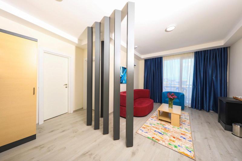 Royal Towers Lara 4*