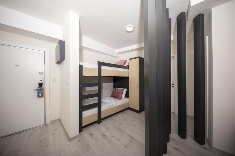 Royal Towers Lara Otel 4*