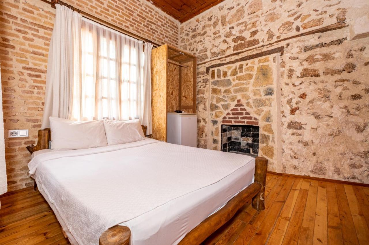 Hotel Wood House 3*