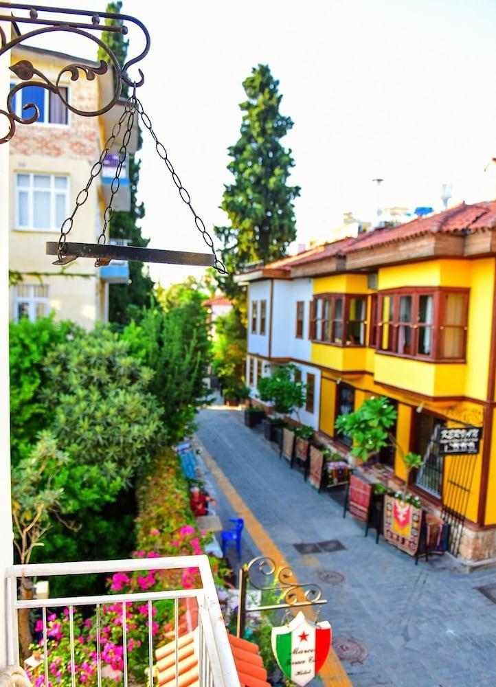 Beyaz Butik Antalya