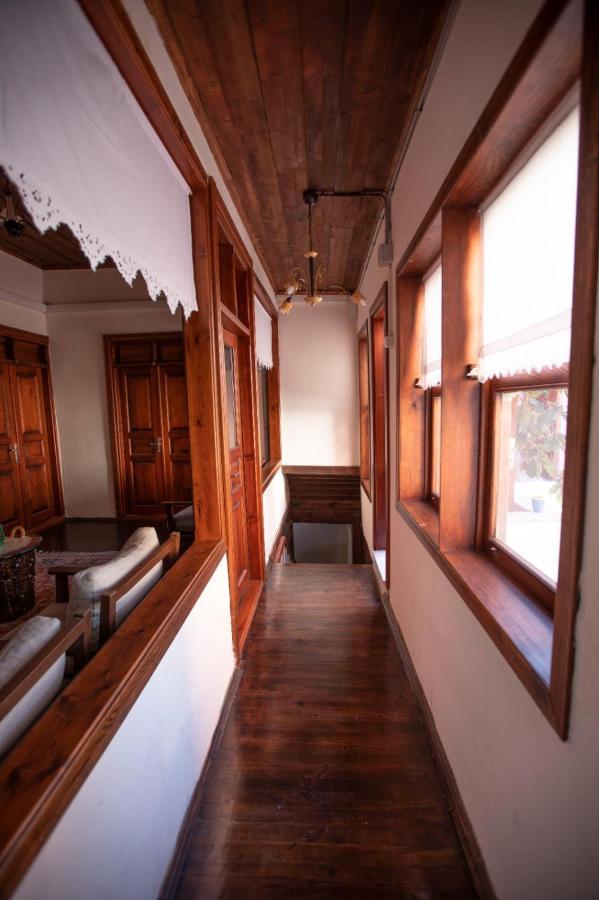 Lily Town Hostel Antalya