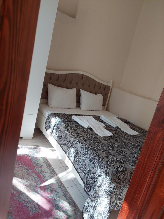 Lily Town Hostel *