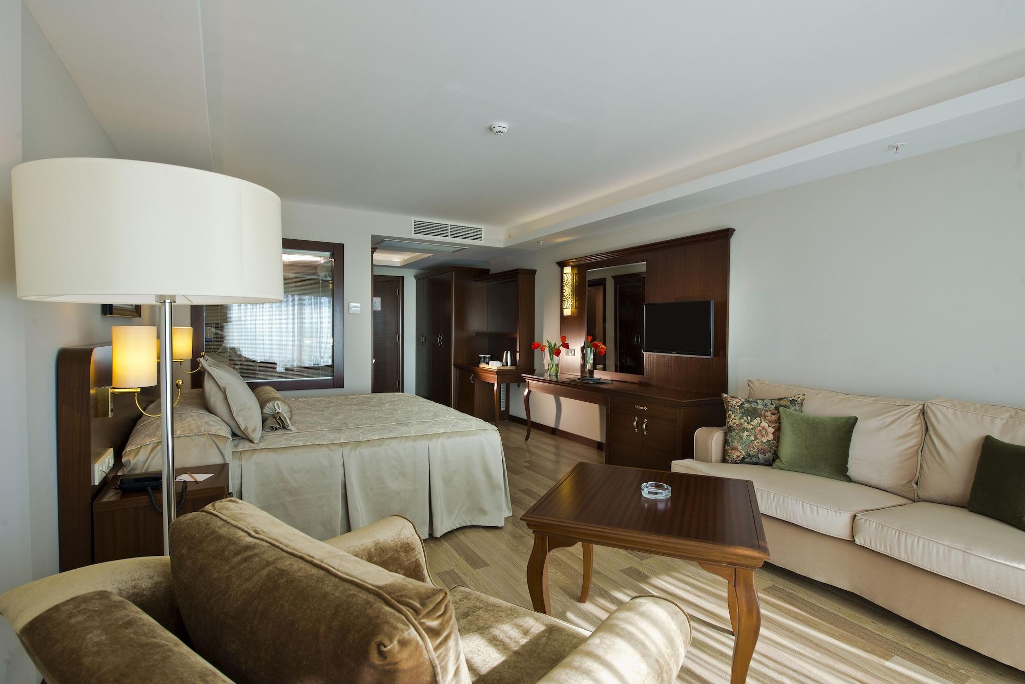 Prime Boutique Hotel 4*