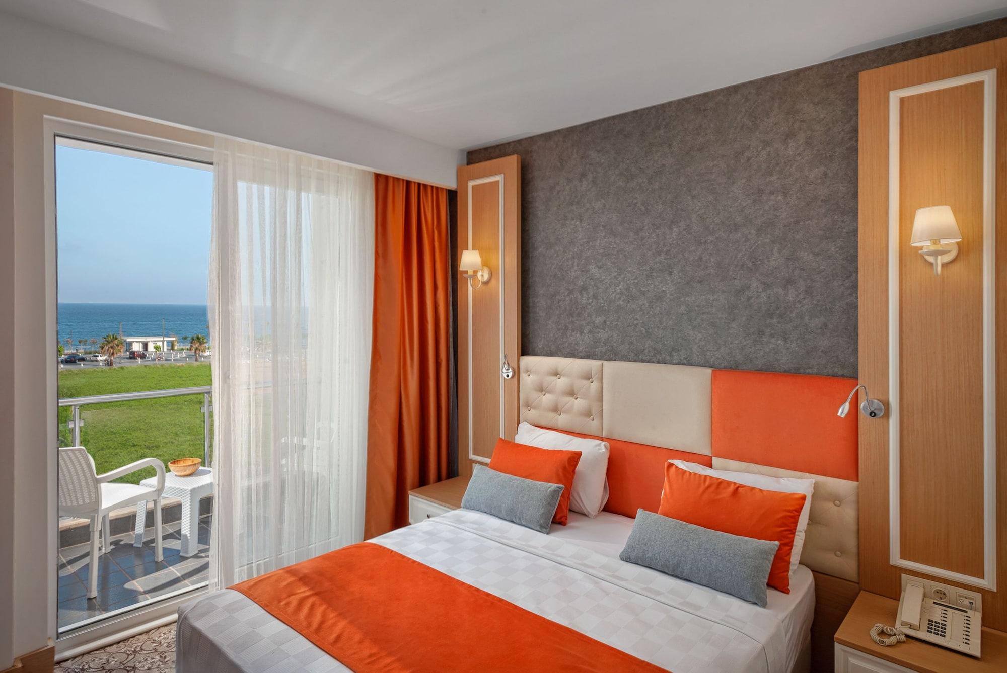 Golden Orange 3* Antalya