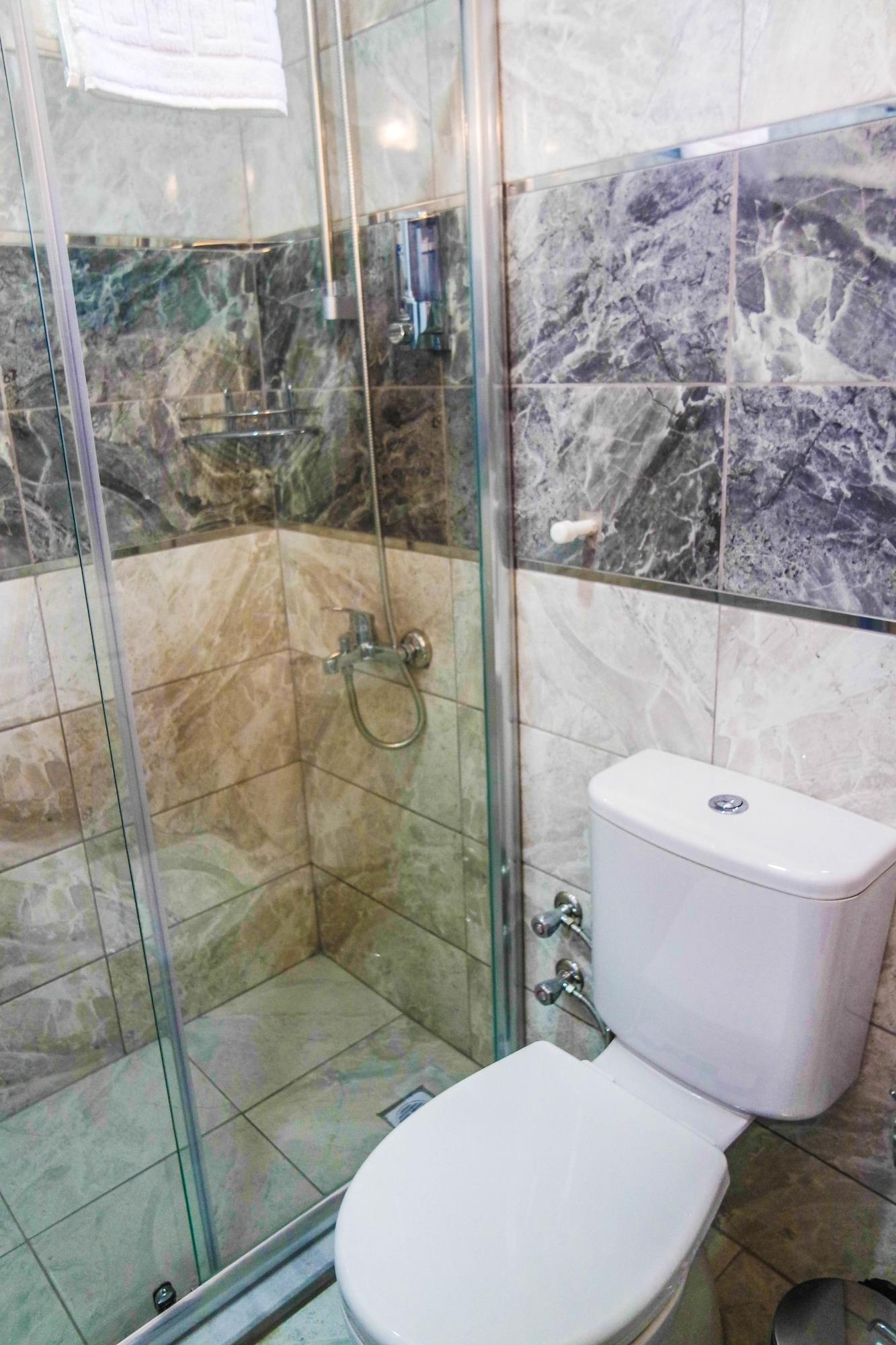 Apart Otel Ale 3*