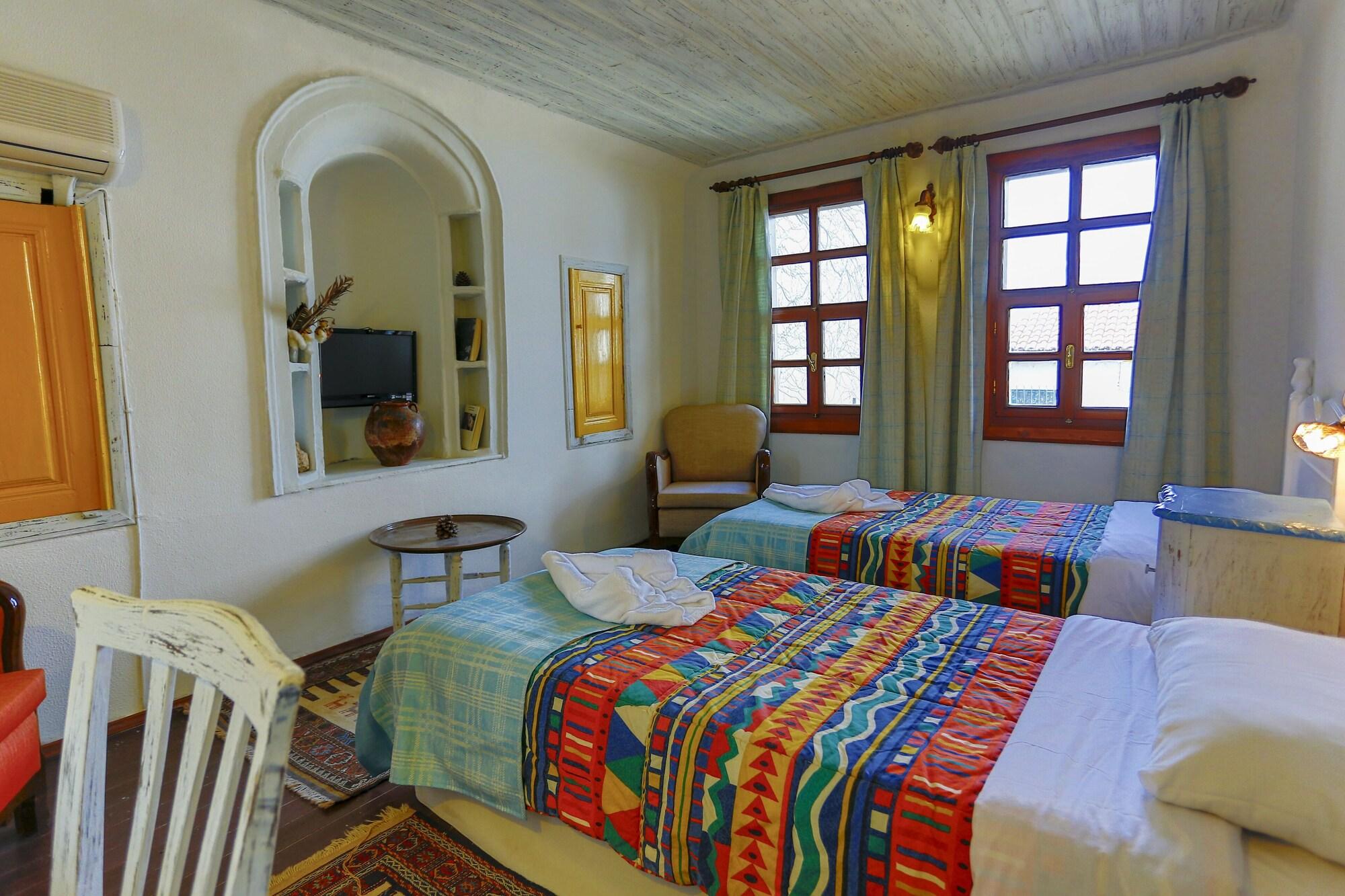 Otel Atelya Art