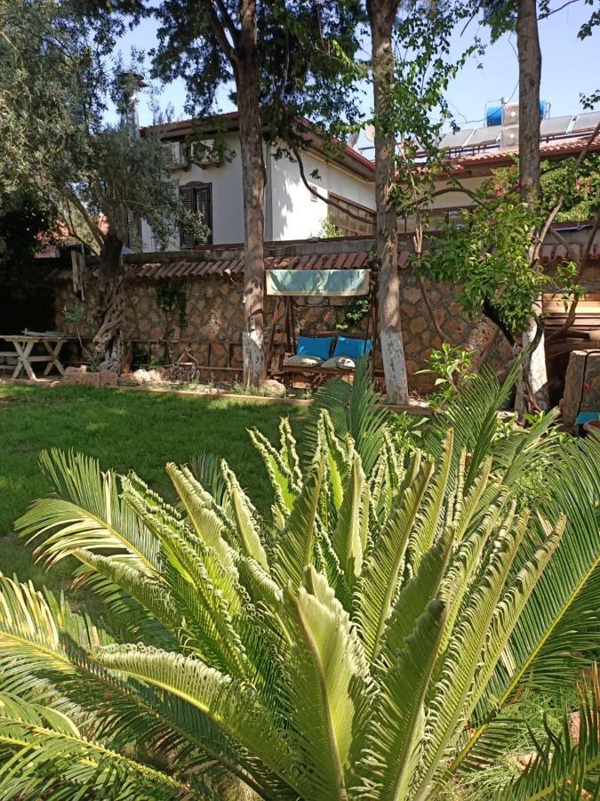 Hadrianus Pansion Hotel 3*