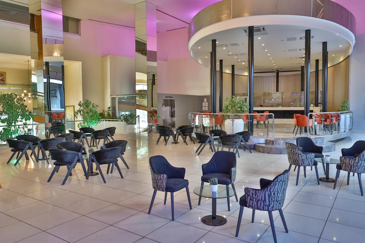 Crystal Centro - Ultimate Resort