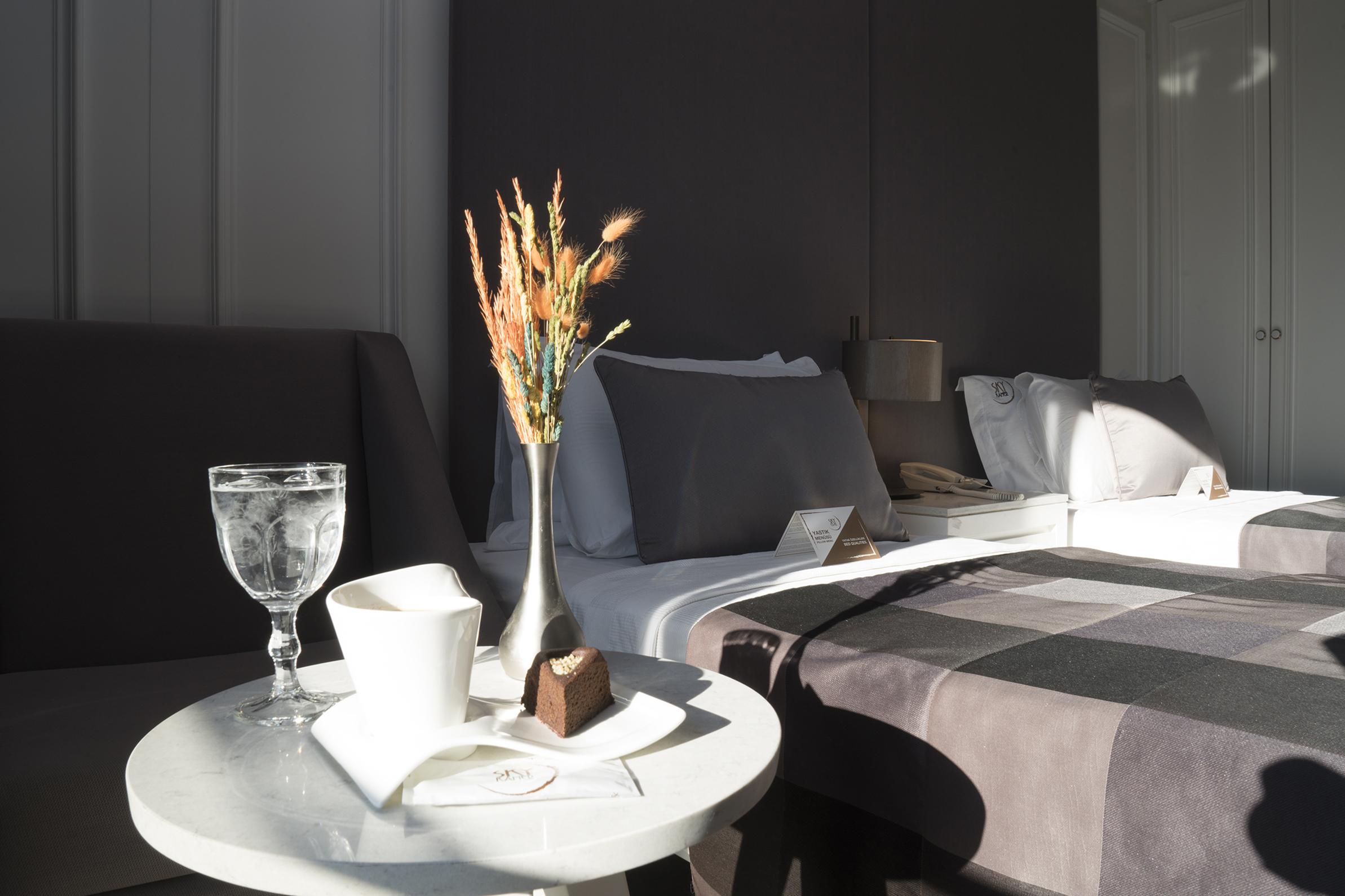 Sky Hotel 3*