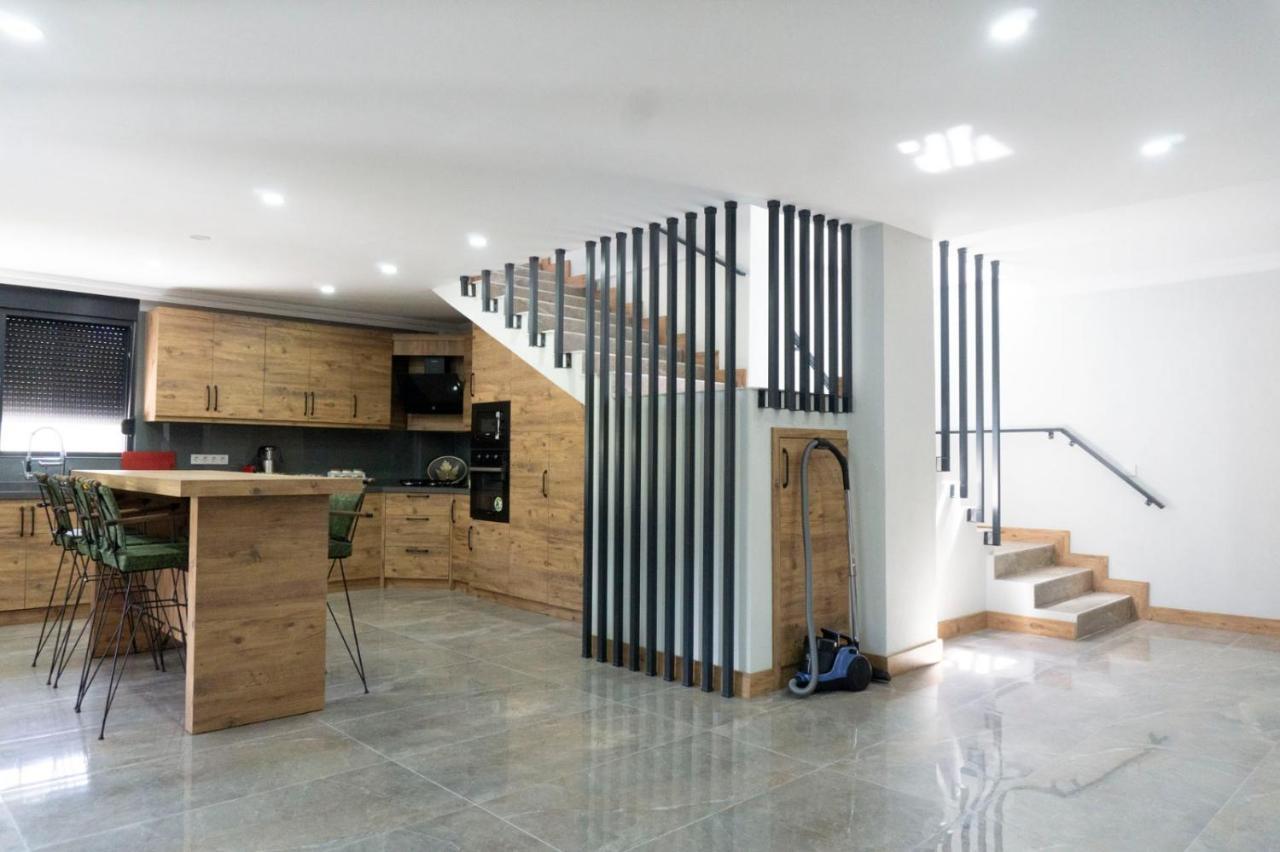 Villa Silyan *