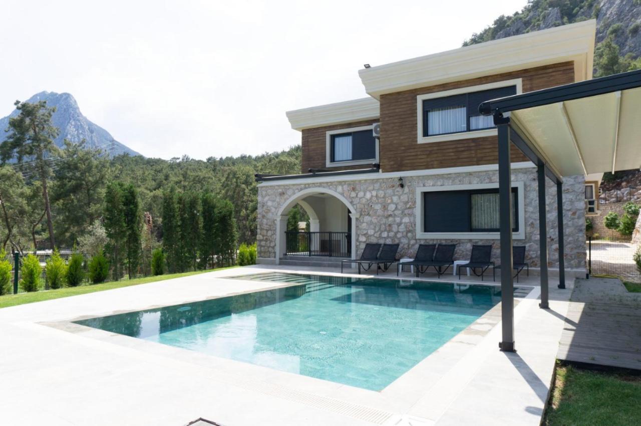 Silyan Villa