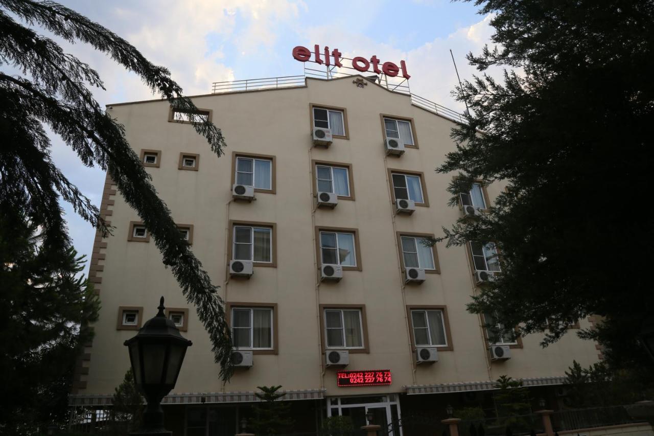 Elit *