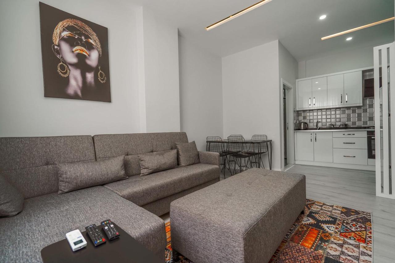 Charming And Central Flat Near Beach In Muratpasa Antalya