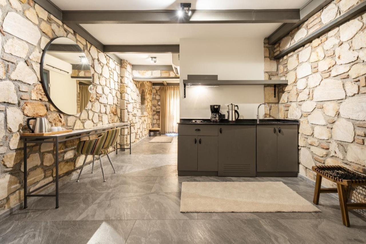 Charming Flat Near Hadrians Gate Antalya
