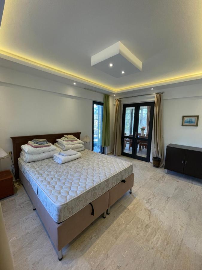 Villa Esiyok *
