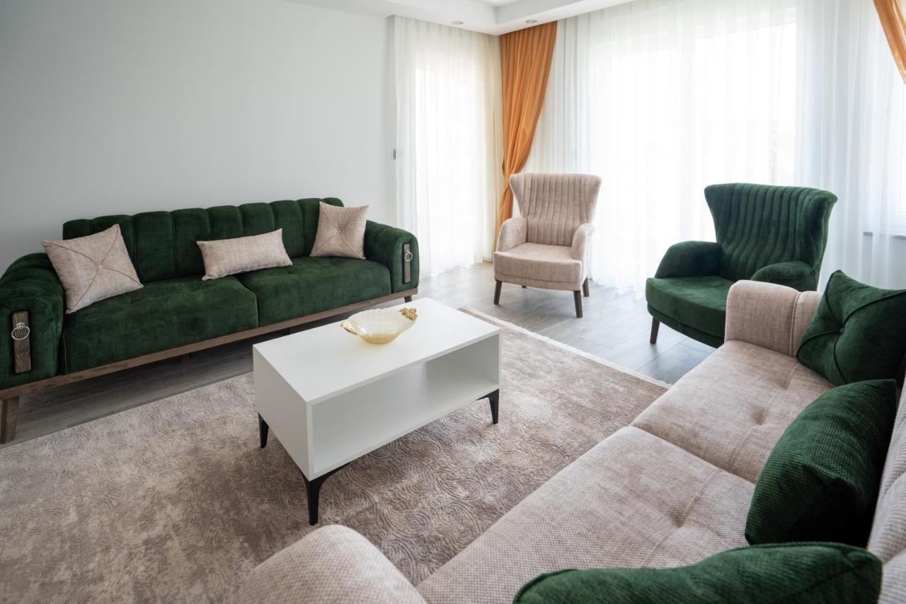 River Park Lara Apart Otel *
