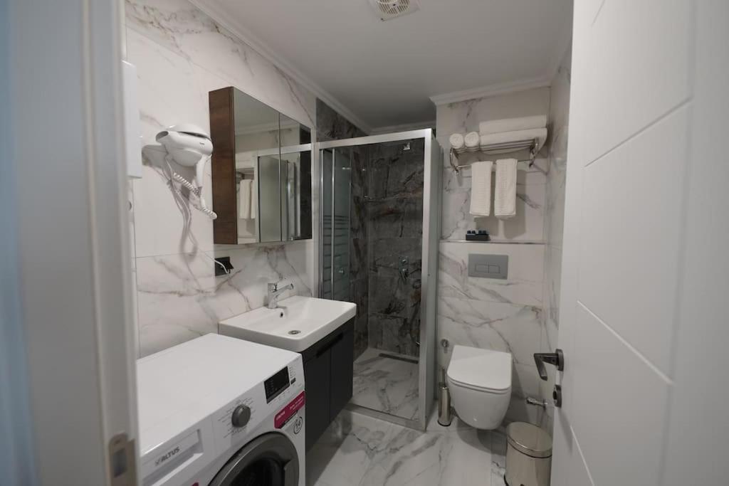 Royal Homes 401 Hotel *
