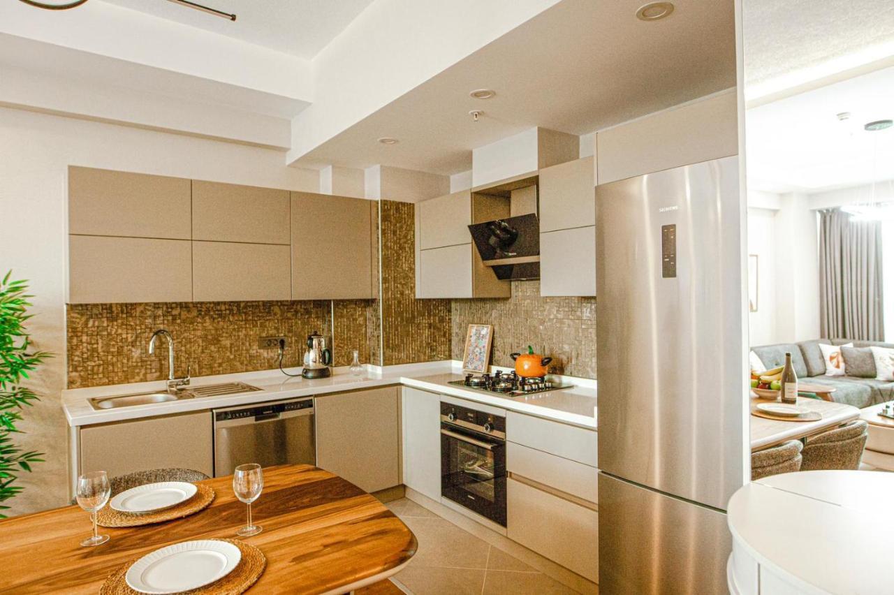 Sirius Town By Antalyasuites Apartment