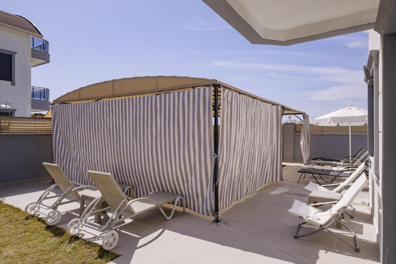 Secluded With Private Pool In