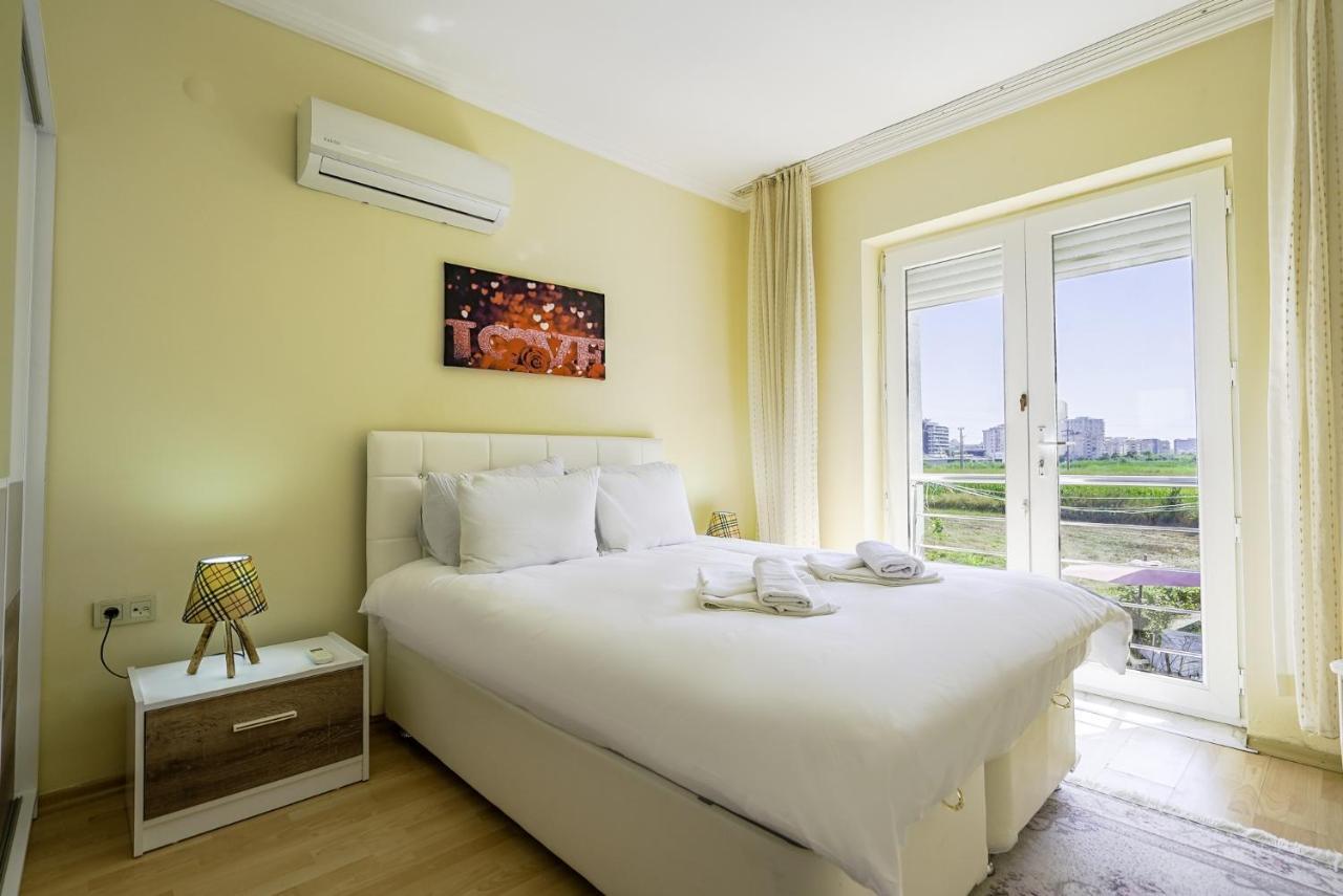 Chic W Patio 5 Min To In Antalya