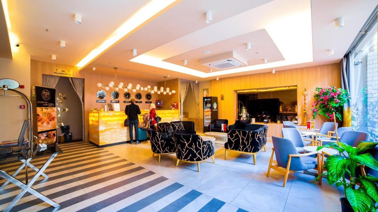 Old Town Point & Hotel 4*