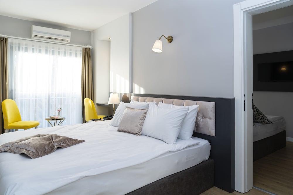 Niss Lara 3* Antalya