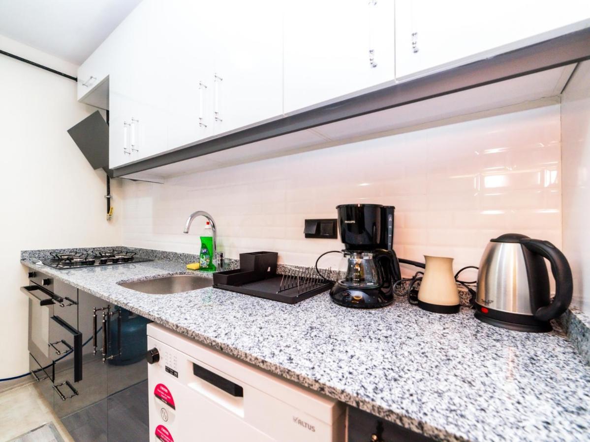 Daire Charming Flat 2 Min To Beach In *