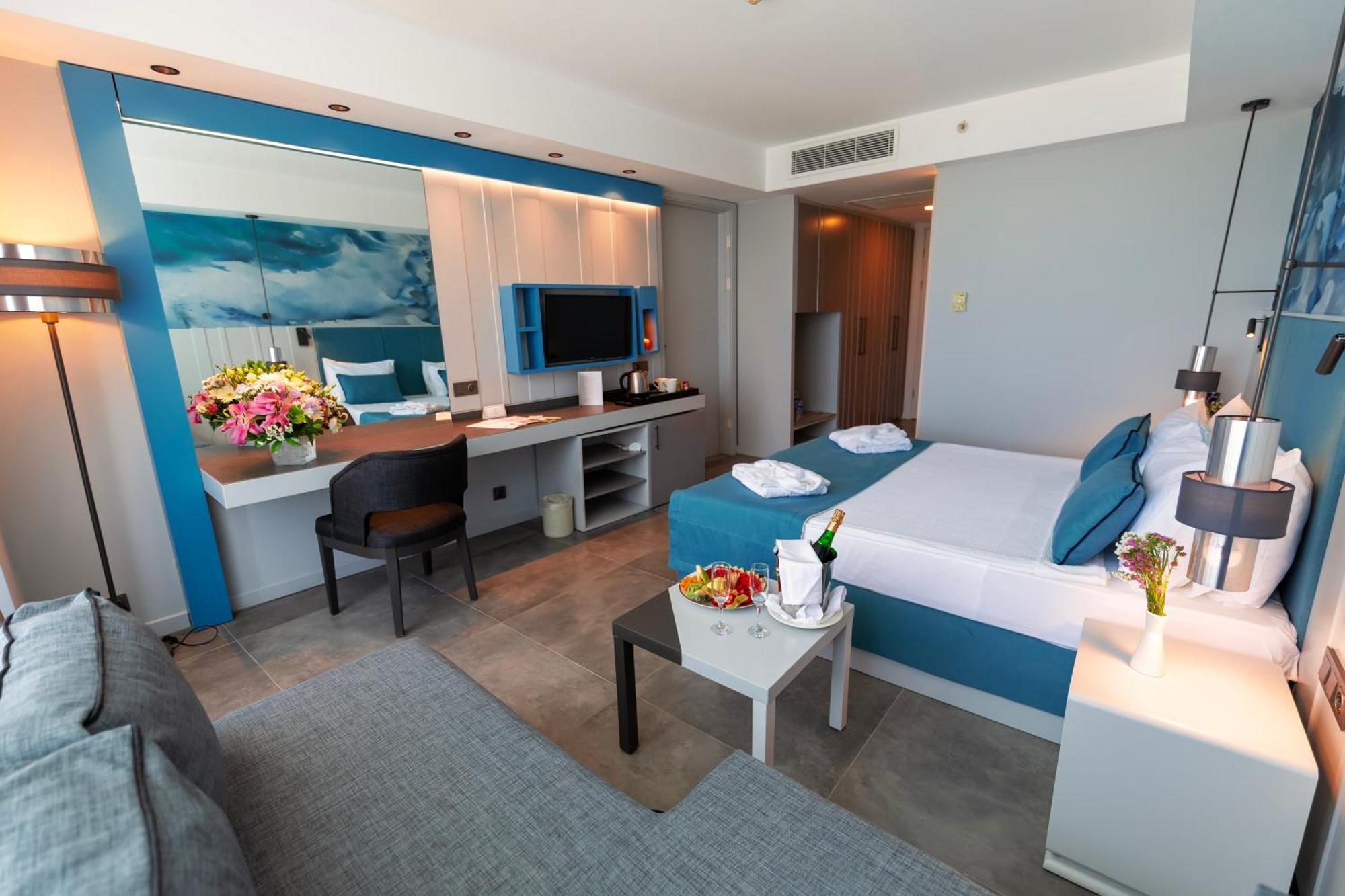 Crystal Centro - Ultimate Resort *