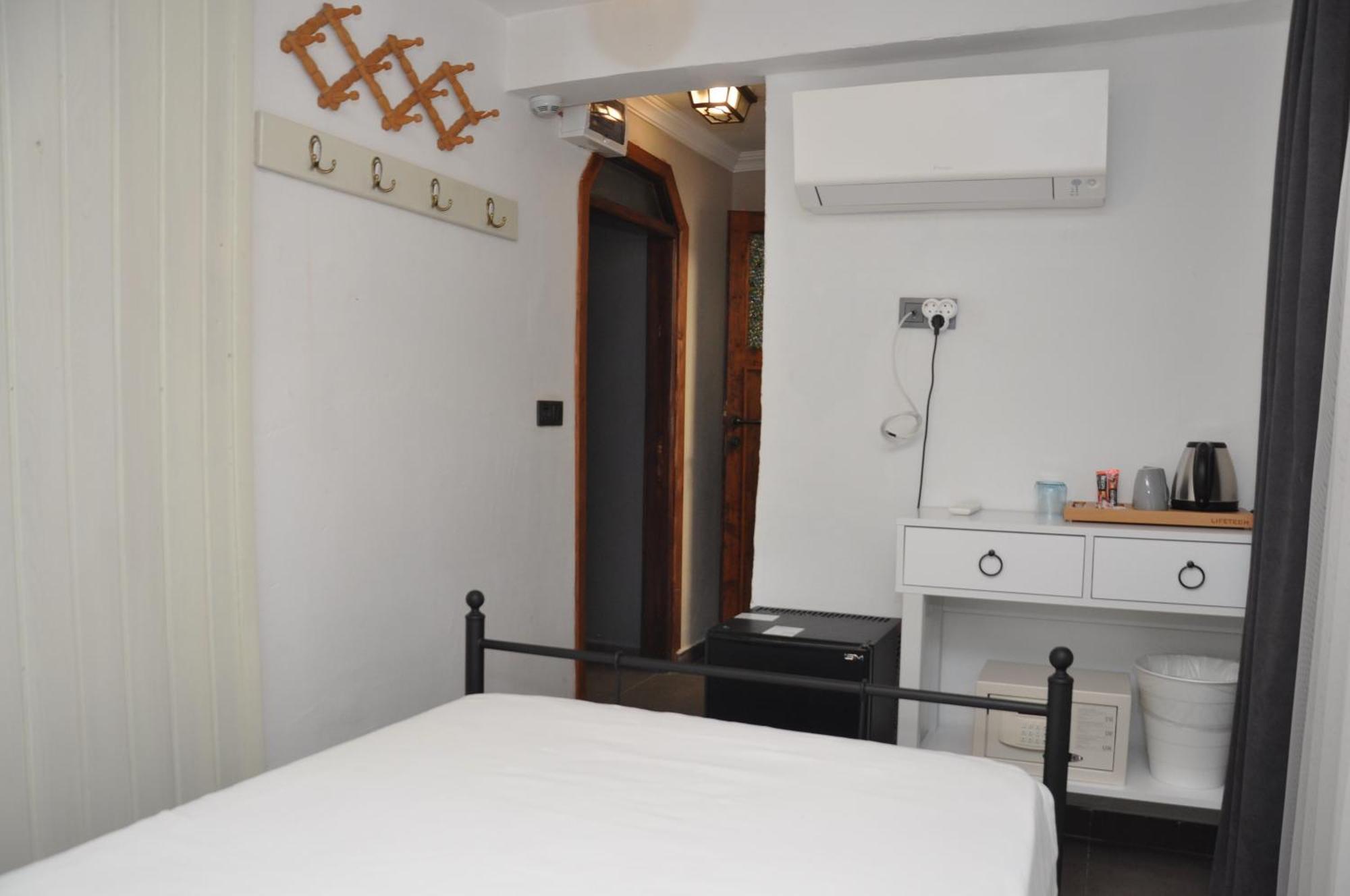 Oda ve Kahvaltı La Casa Carina Antalya