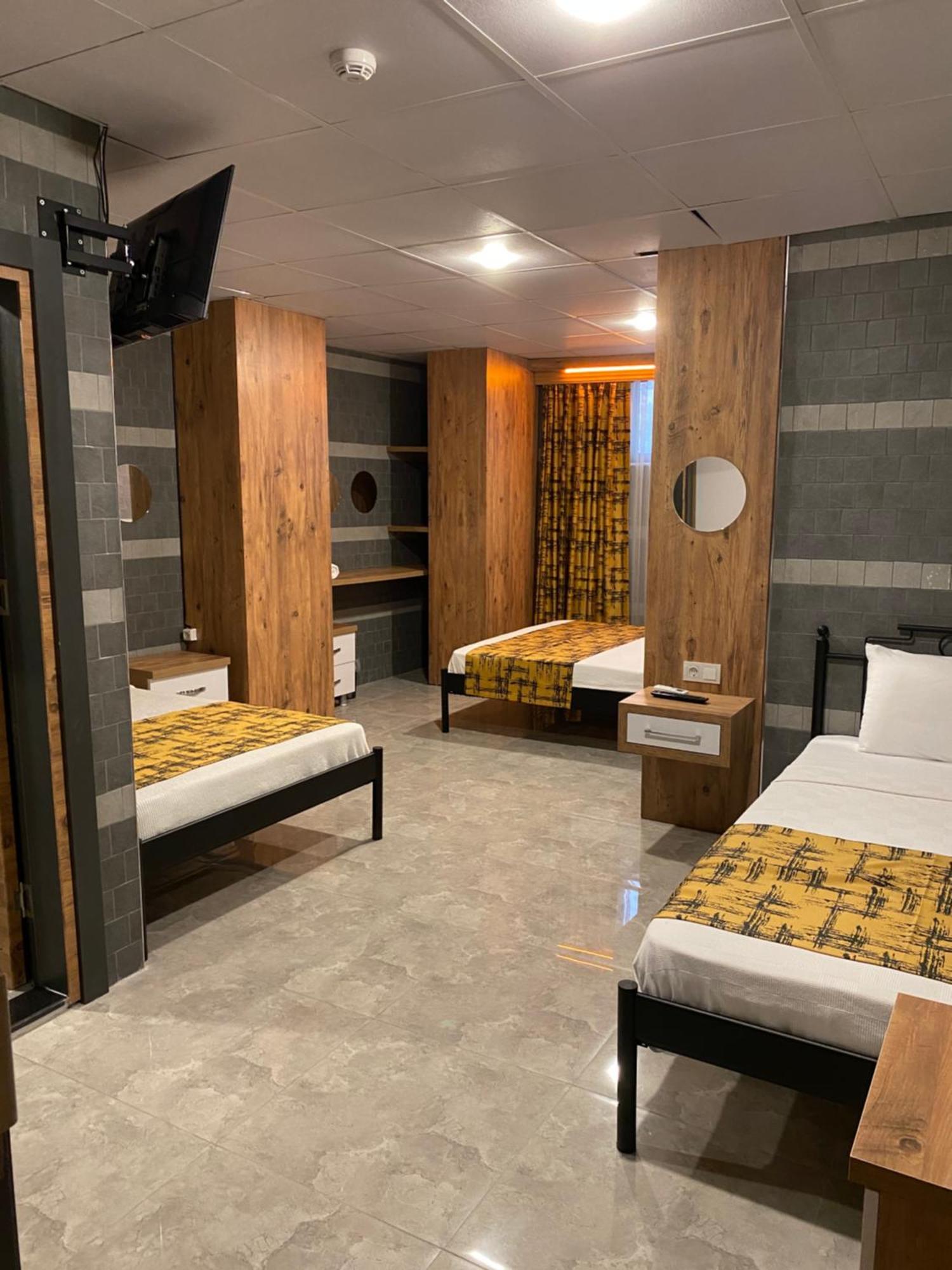 Hotel M-oda *