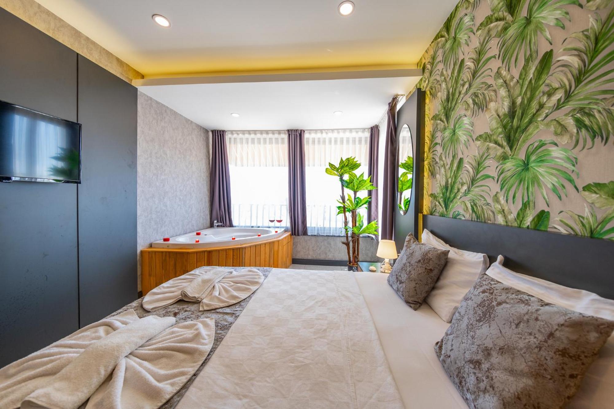 Mrt Lara Aparthotel *